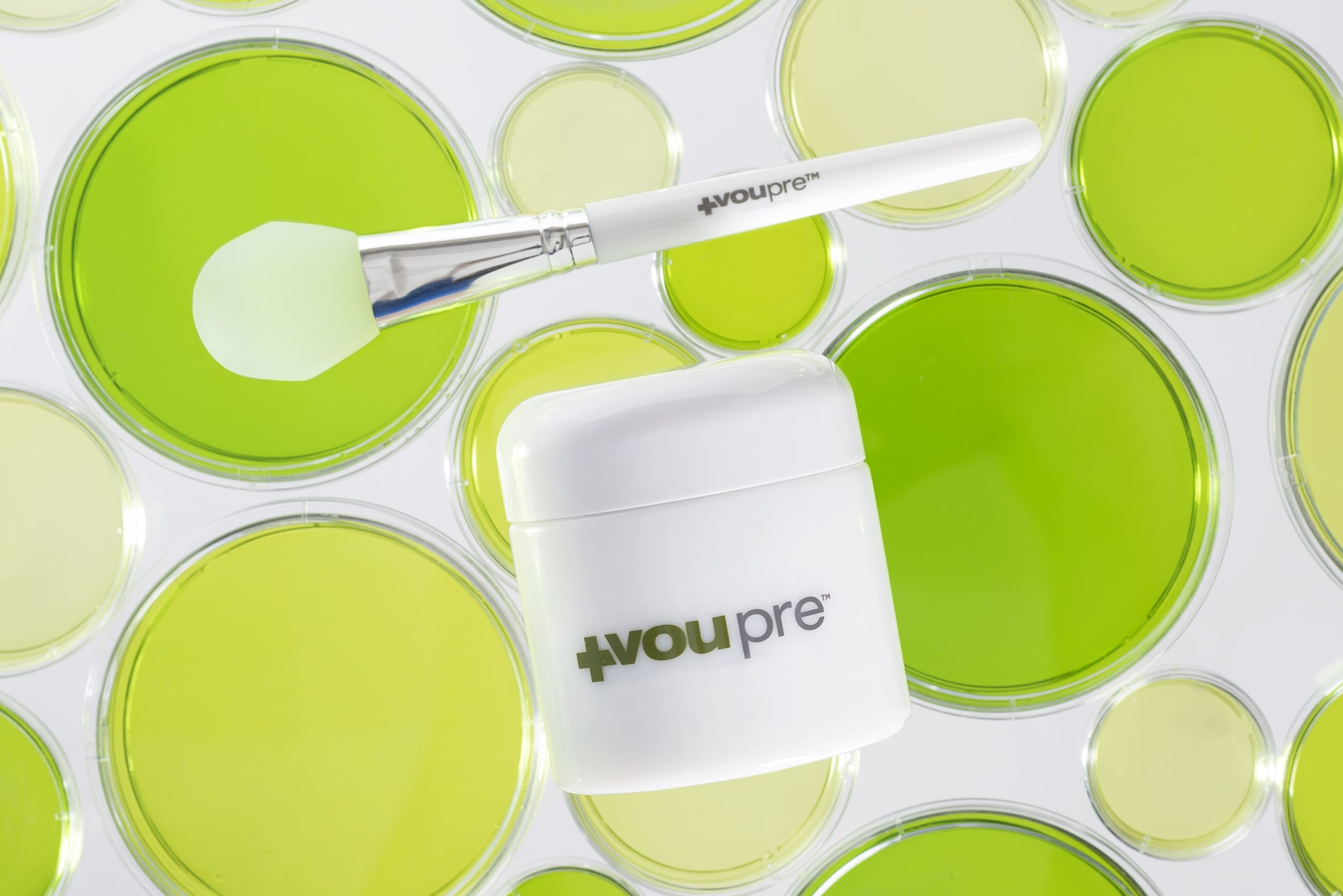 VouPre Cannabis Caviar Transforming Mask with applicator